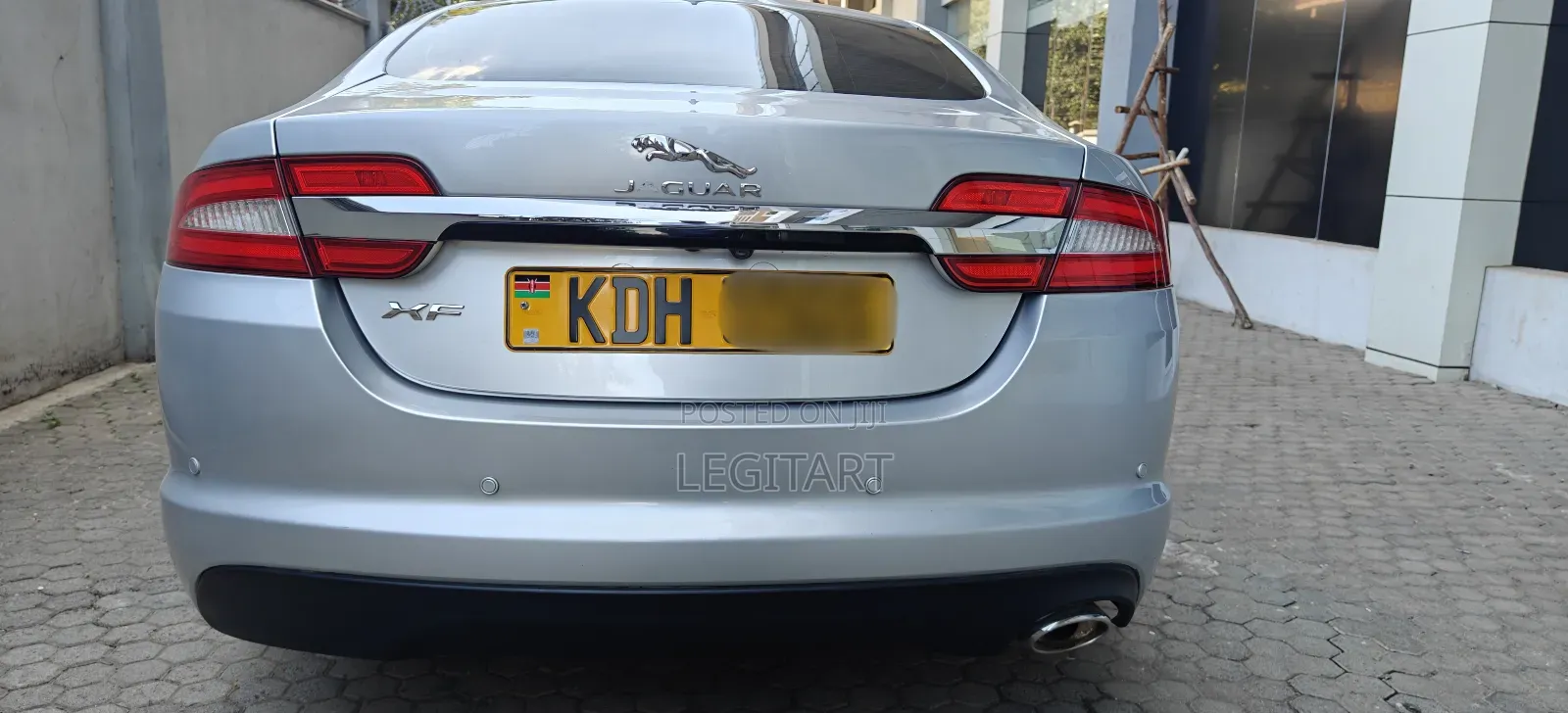 Jaguar XF Premium 4dr Sedan (2.0L 4cyl Turbo 8A) 2015 Silver