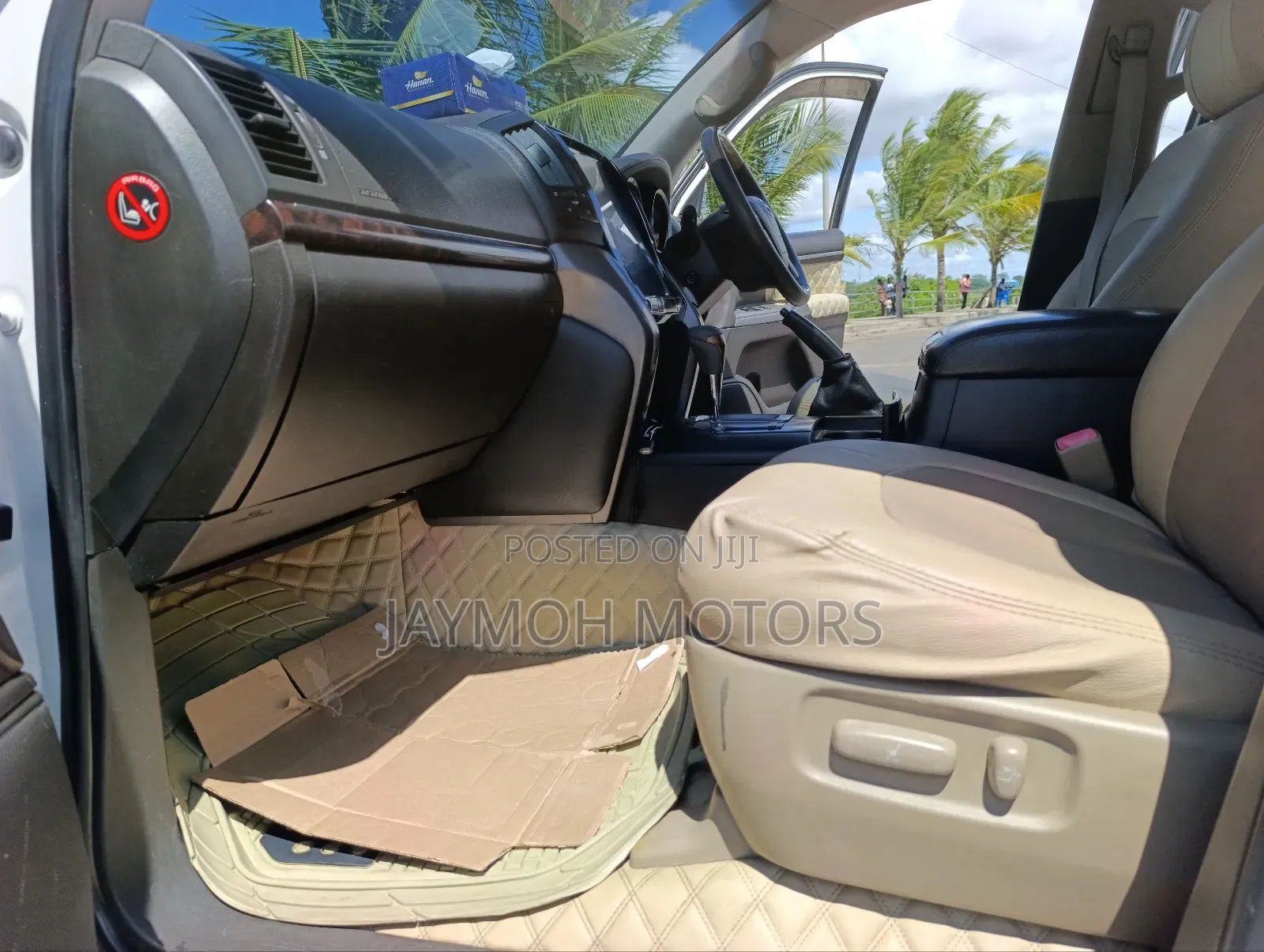 Toyota Land Cruiser 2018 White