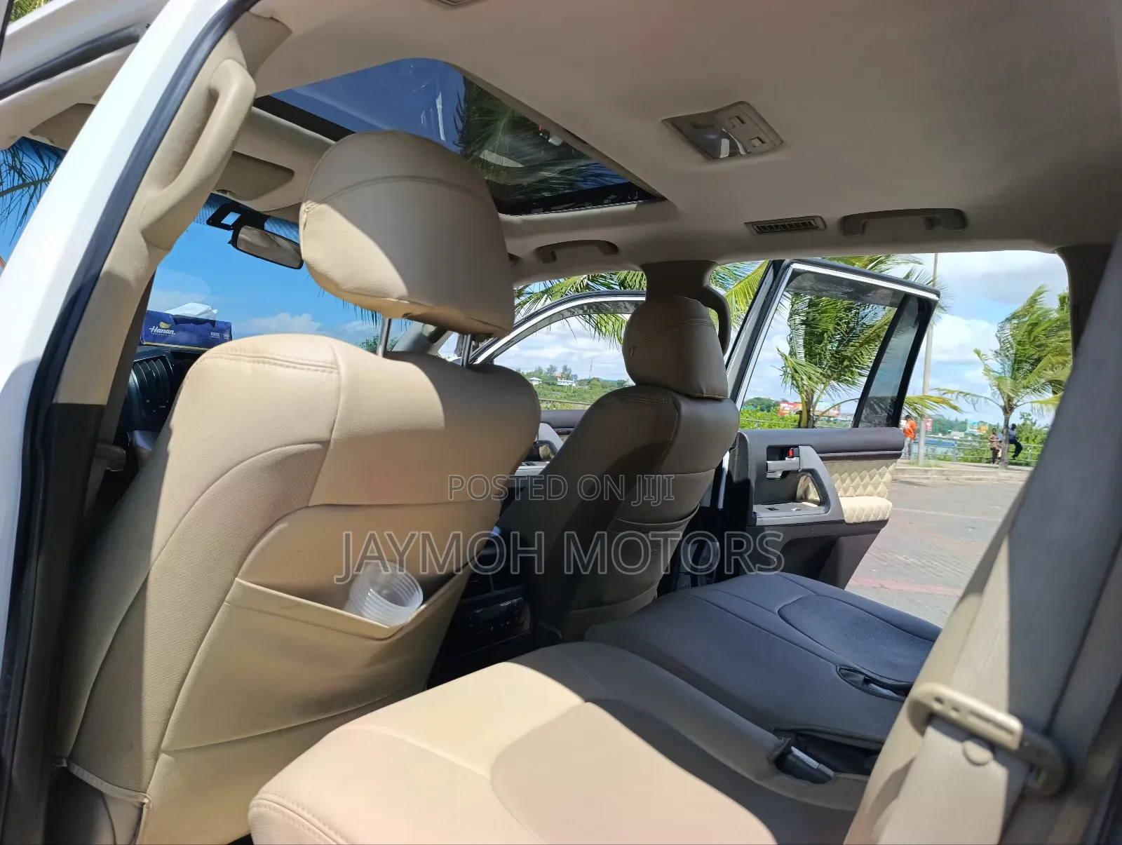 Toyota Land Cruiser 2018 White