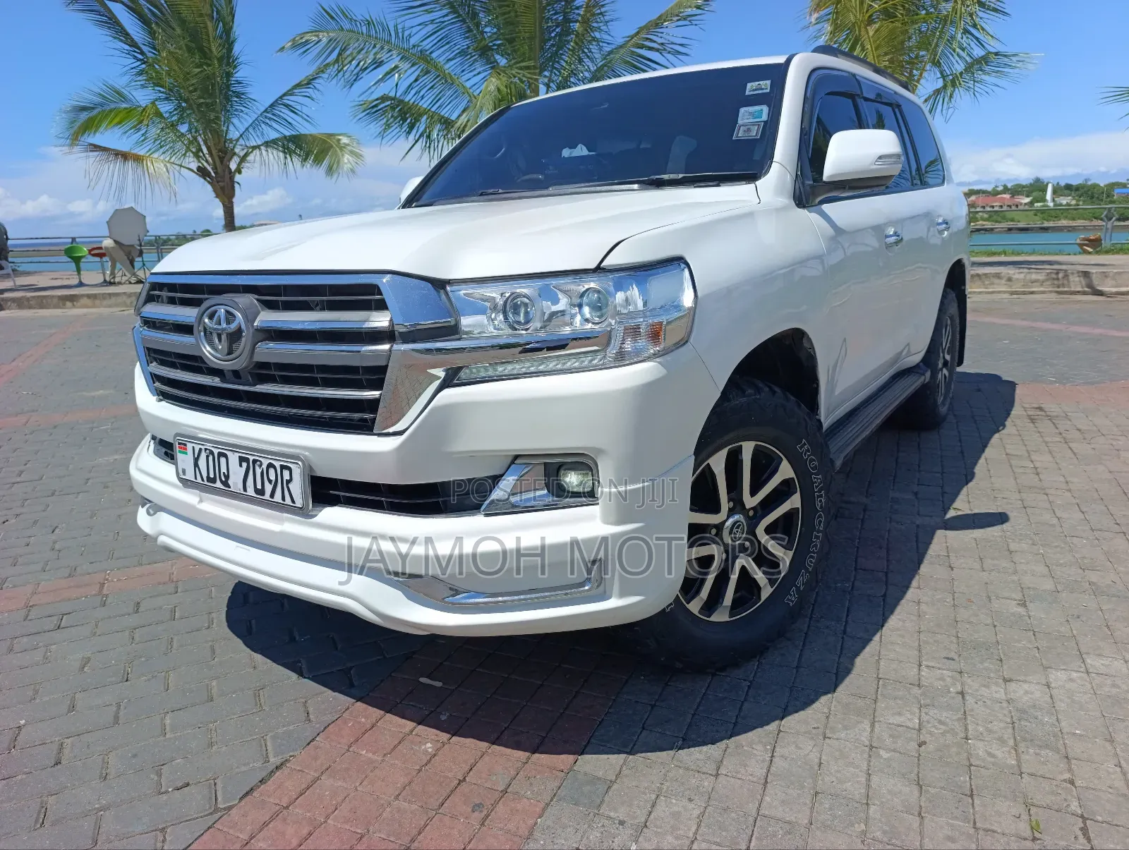 Toyota Land Cruiser 2018 White