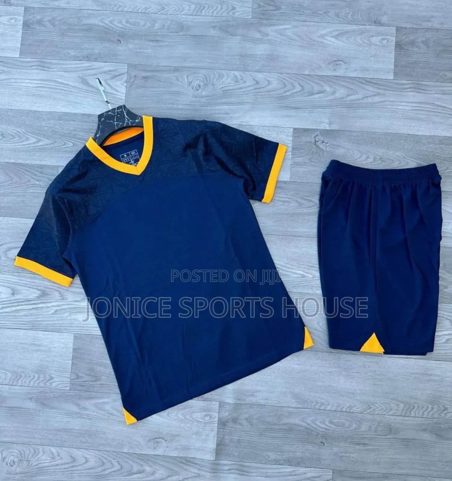 Quality Plain Sportswear