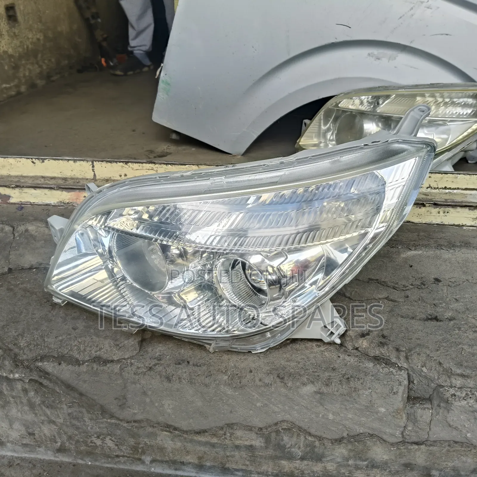 Toyota Rush 2008 Non Xenon Headlight