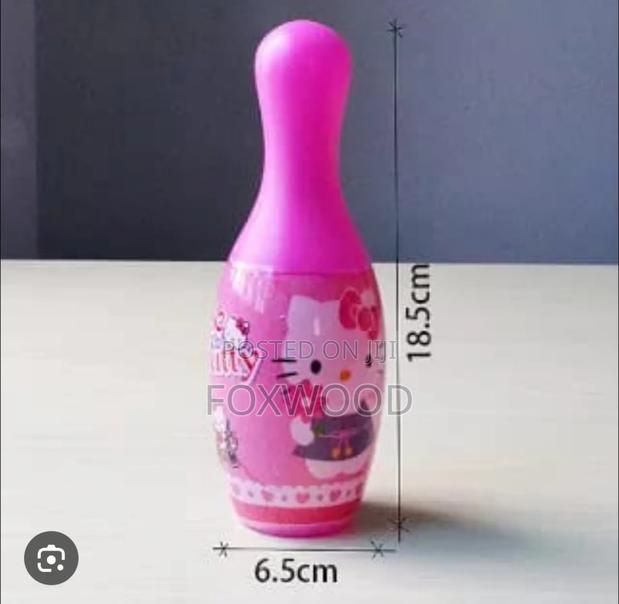 Bowling Set Designed for Kids - thumbnail 8