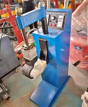 Heavy Duty Tyre Vulcanizing Machine