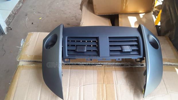 Vanguard /Rav4 Dashboard Vent