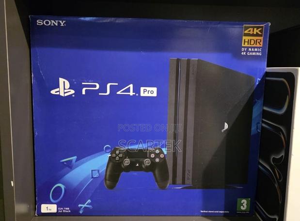 Playstation 4 Pro - main view