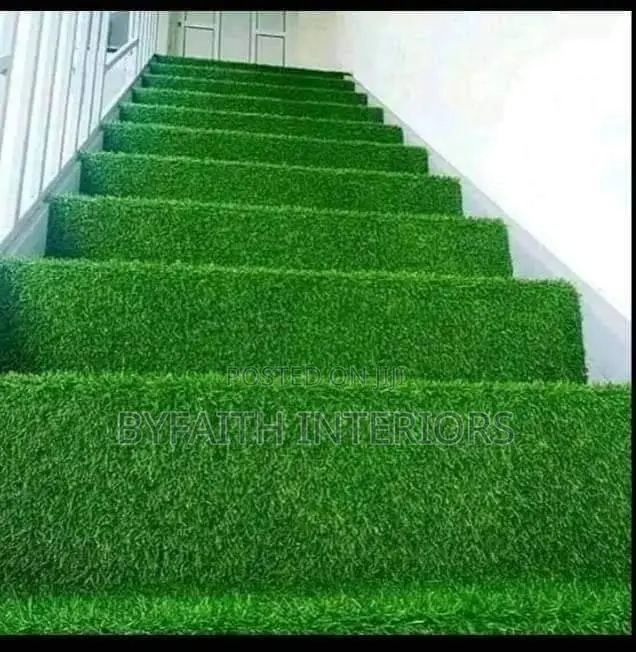 Staircase Grass Carpet