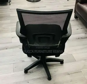 Office Chair: Medium Comfort-Fit Work Clerical Office Chair