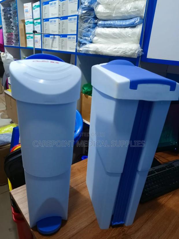 Sanitary Bin - main view