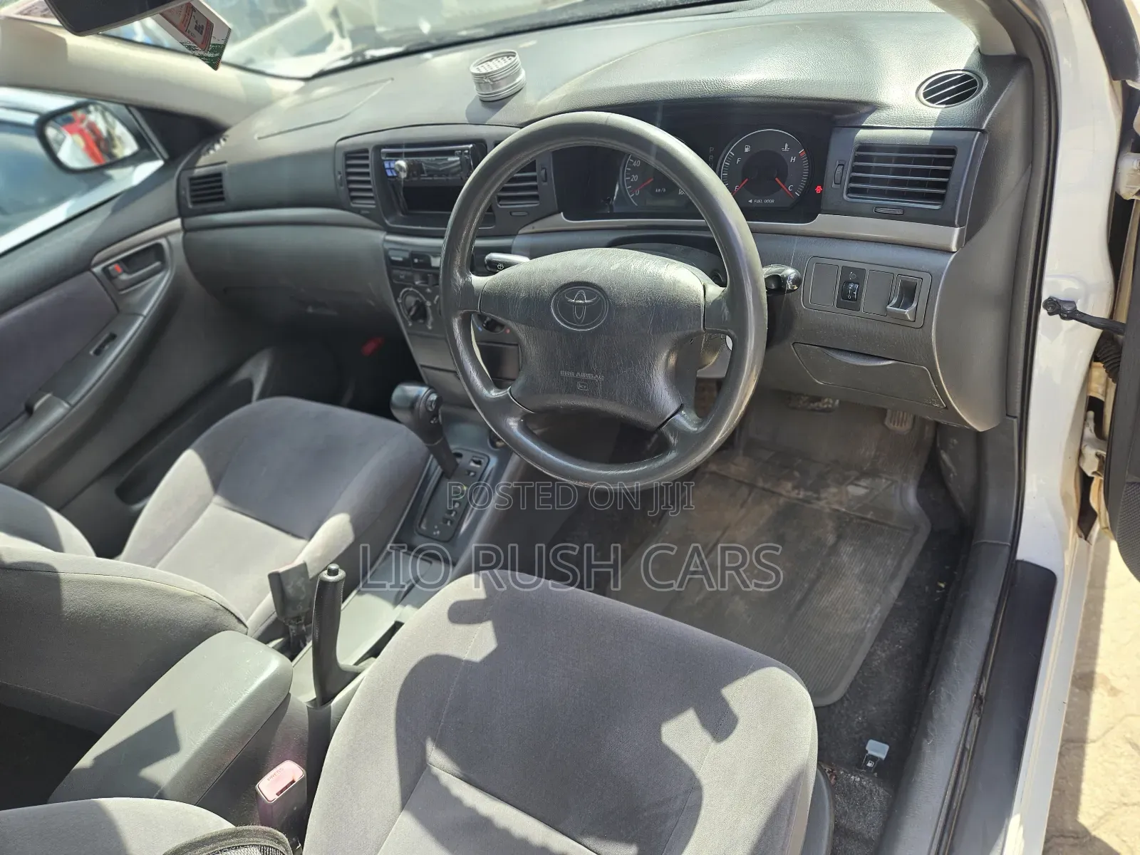 Toyota Corolla 2006 White