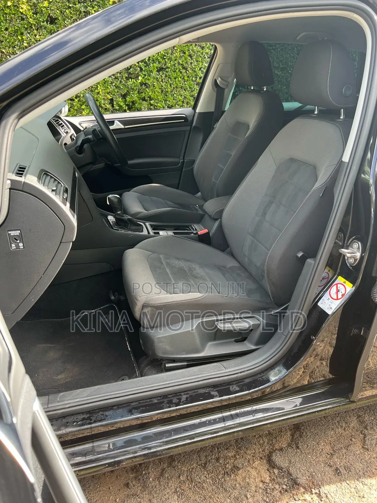 Volkswagen Golf 2018 Matt Black