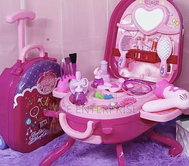 *3 in 1 Children Makeup Suitcase Set Playset*