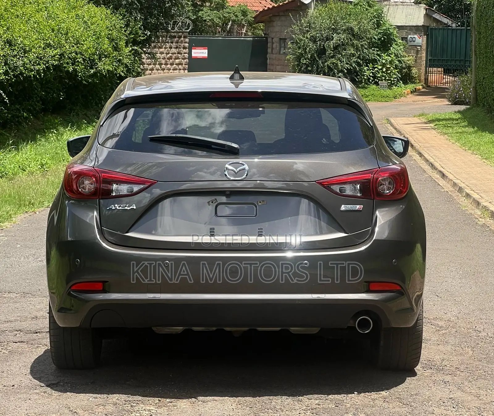 Mazda Axela 2019 Brown