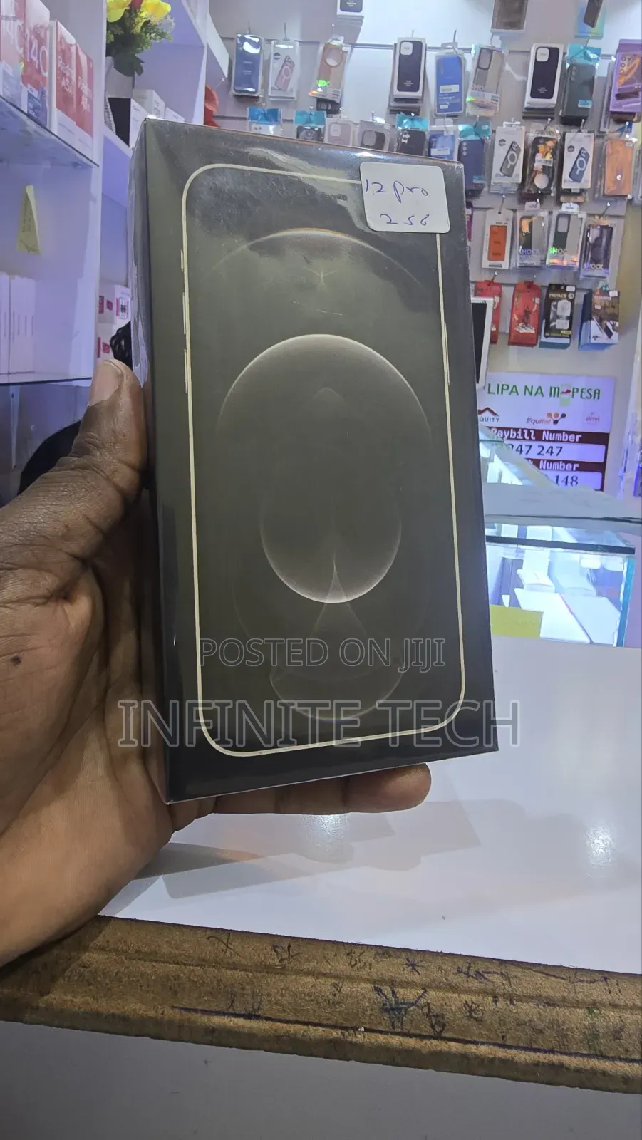 New Apple iPhone 12 Pro 256 GB Black