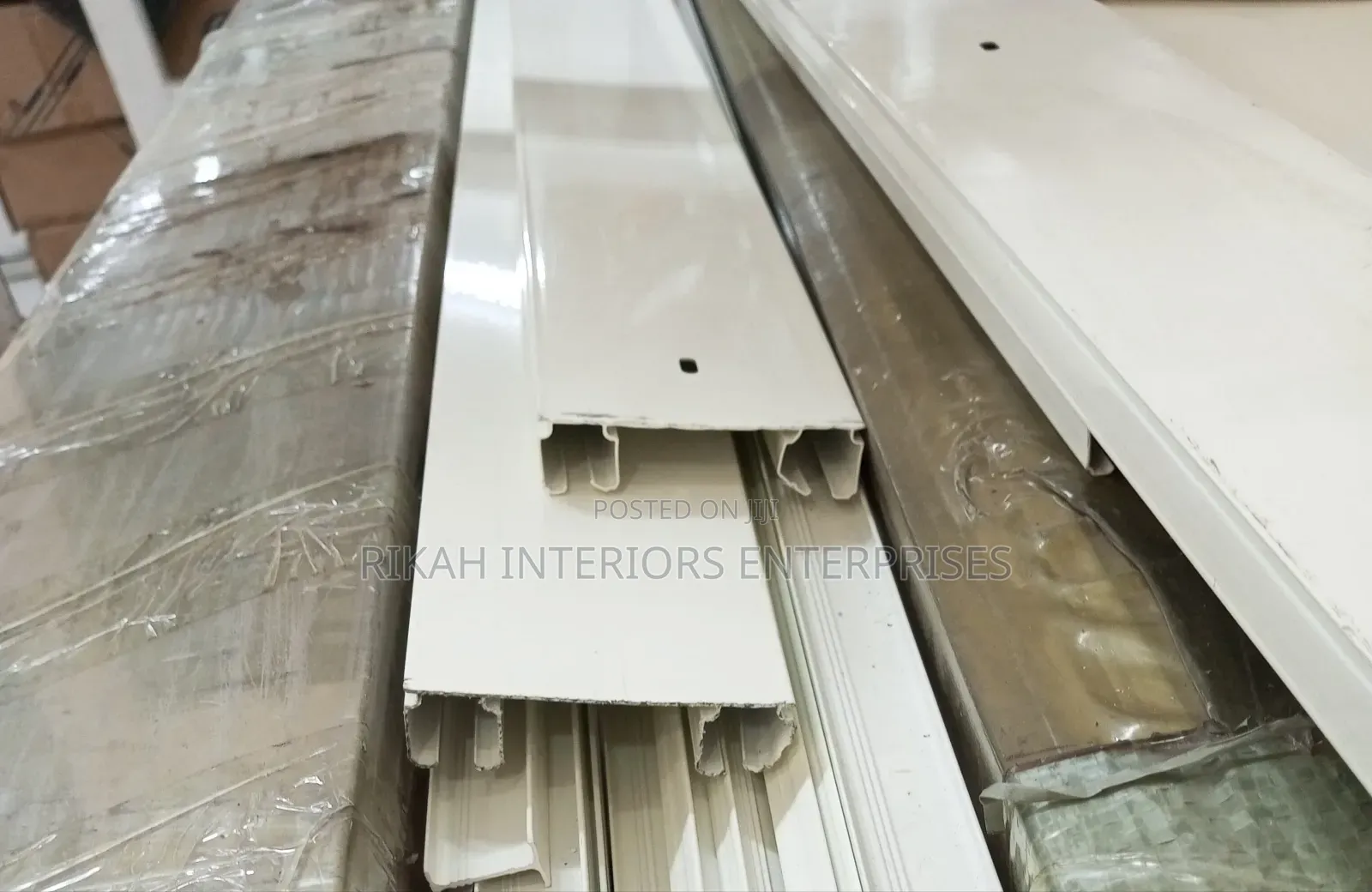 Ceiling Mounted Double Rail