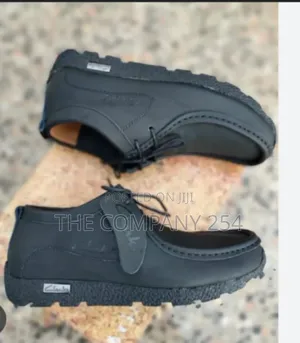 Quality Leather Low Cut Rubber Sole Clarks Shoes