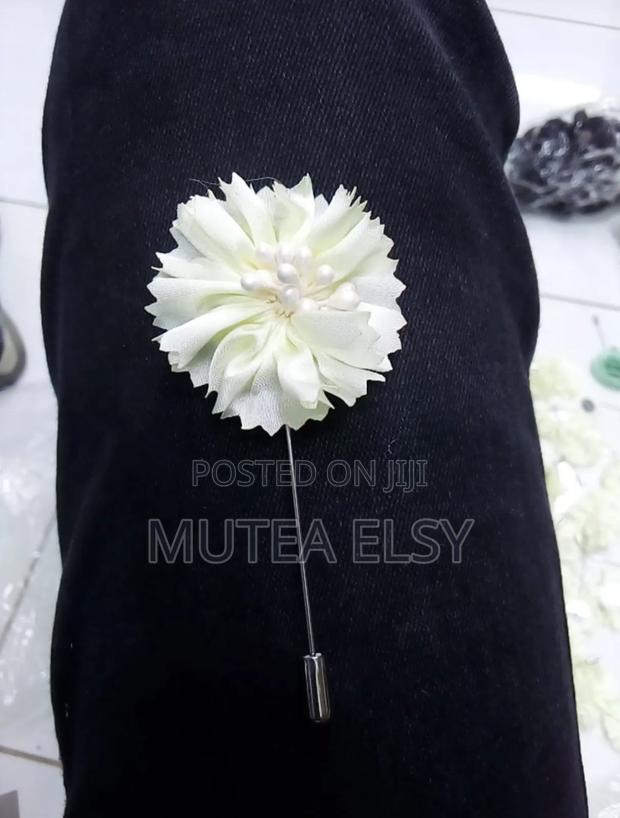 Off-White Beaded Lapel Pins - thumbnail 2