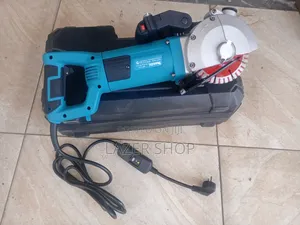 Makita Wall Chaser