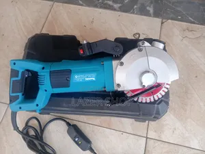 Makita Wall Chaser