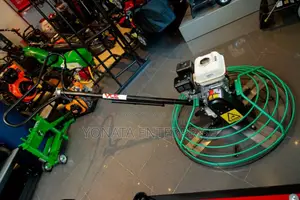Power Trowel With Honda Engine