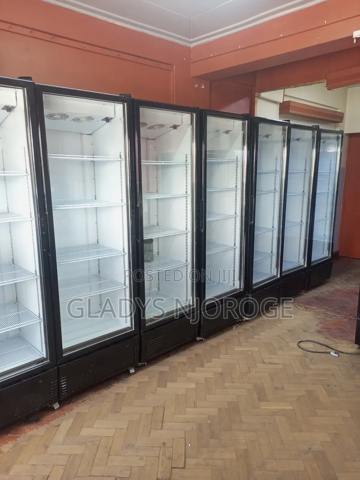 Suitable$Realiable Display Fridge