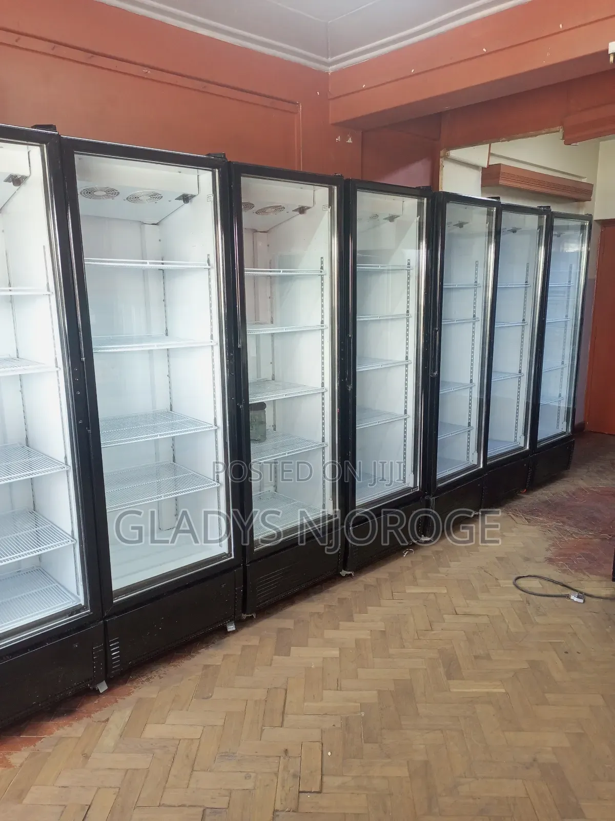 Suitable$Realiable Display Fridge