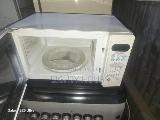 Sanyo 17l Microwave - thumbnail 2