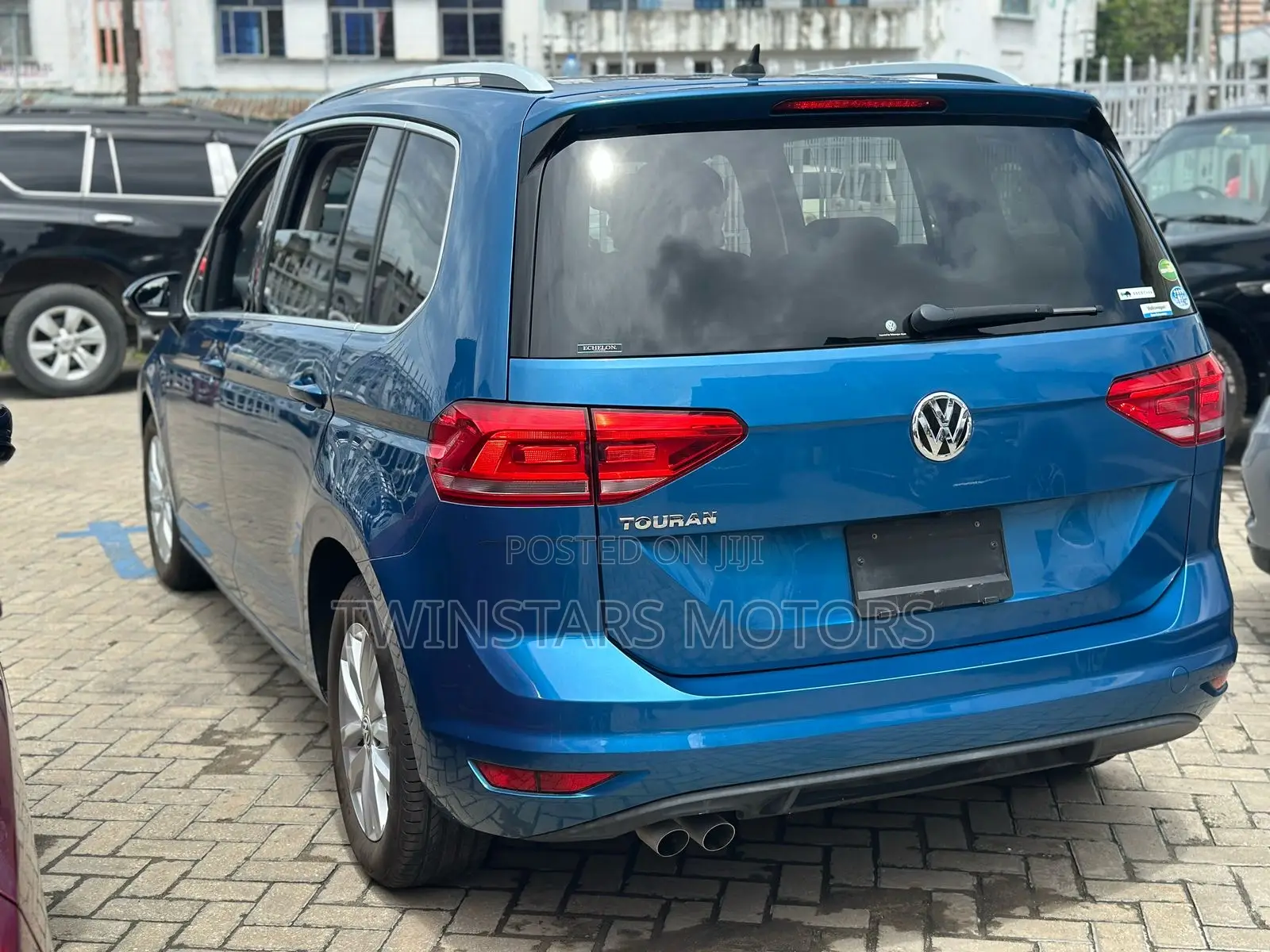 Volkswagen Touran 2018 Blue