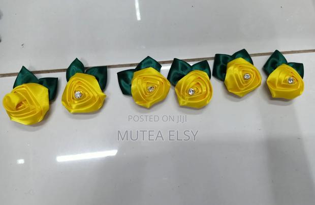 Emelard Green Yellow Executive Lapel Pins - main view