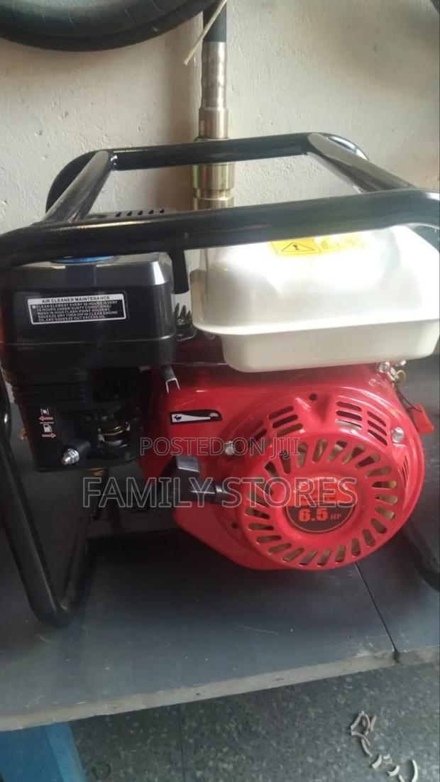 Petrol Poker Vibrator With Engine and 6metres Poker Shaft.
