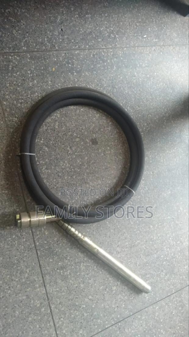 Petrol Poker Vibrator With Engine and 6metres Poker Shaft. - thumbnail 2