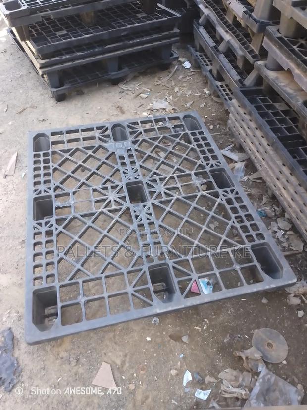 Mold Blow Plastic Pallets - main view