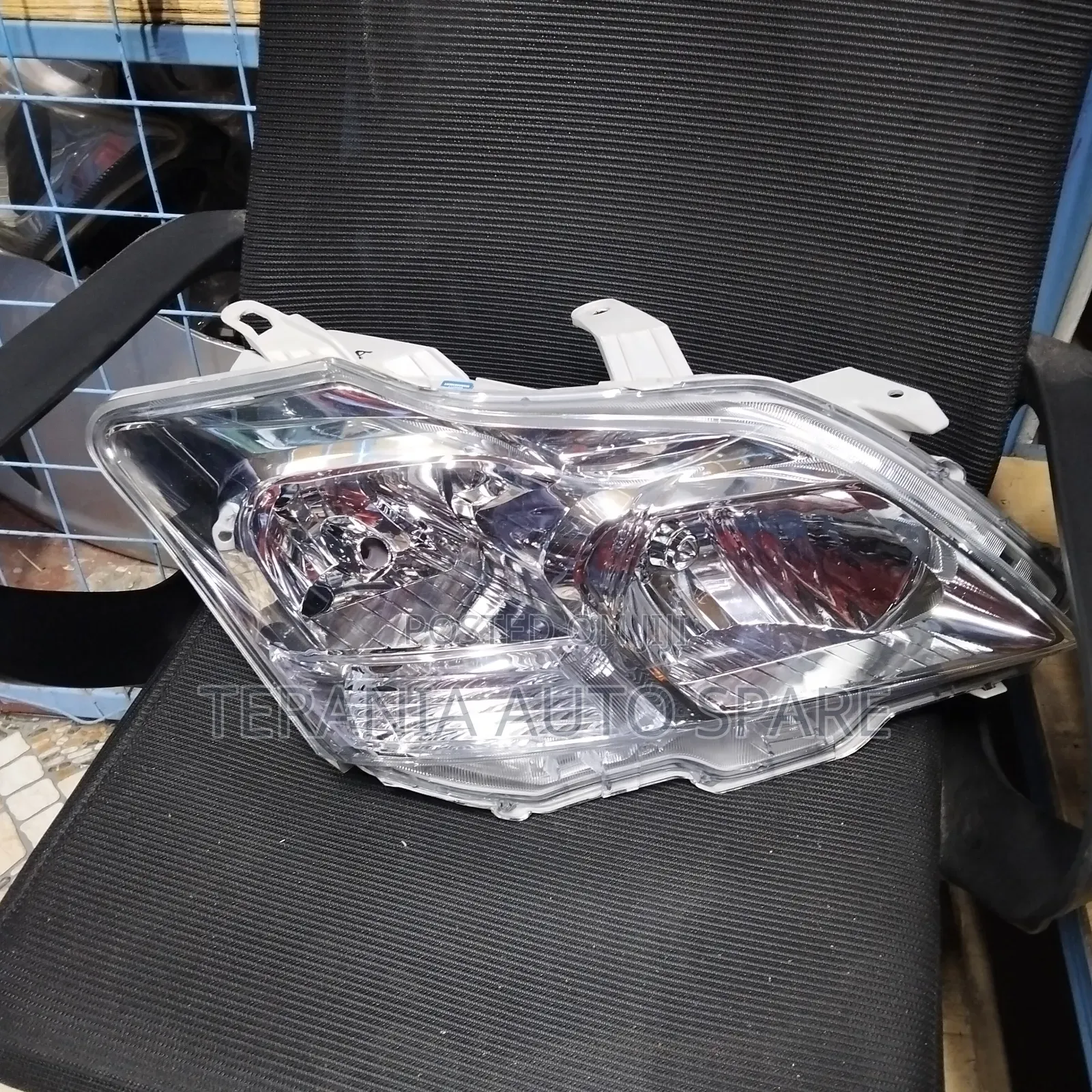 Premio 260 Headlight