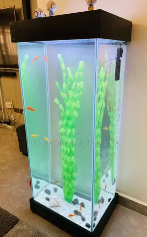 Elegant Aquarium Tower – Space-Saving Vertical Beauty
