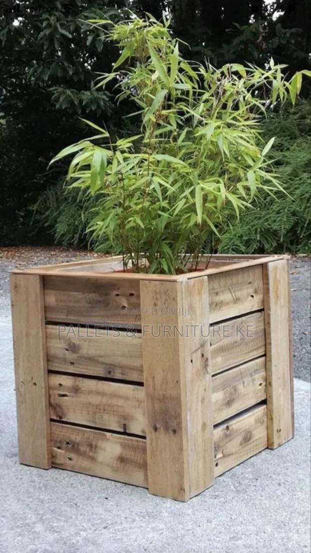 Homestead Planters - main view