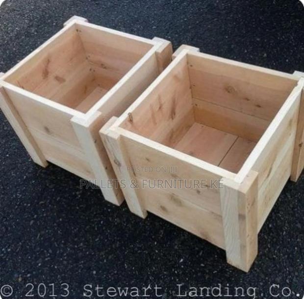 Earth Wood Planters