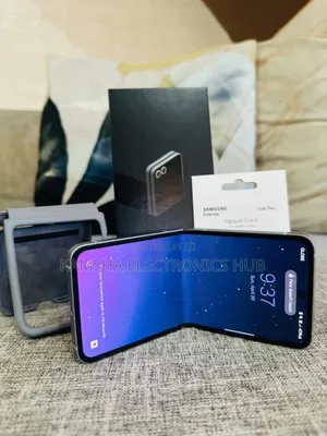 New Samsung Galaxy Z Flip6 256 GB Gray