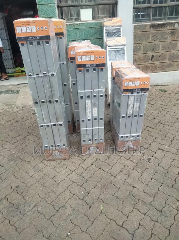 Stainless Aluminium Foldable Ladder - thumbnail 3