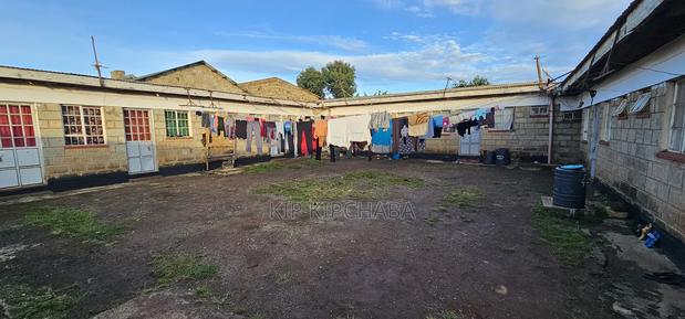 9bdrm Duplex in Kimumu for sale - thumbnail 10