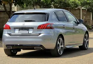 Peugeot 308 2018 Silver