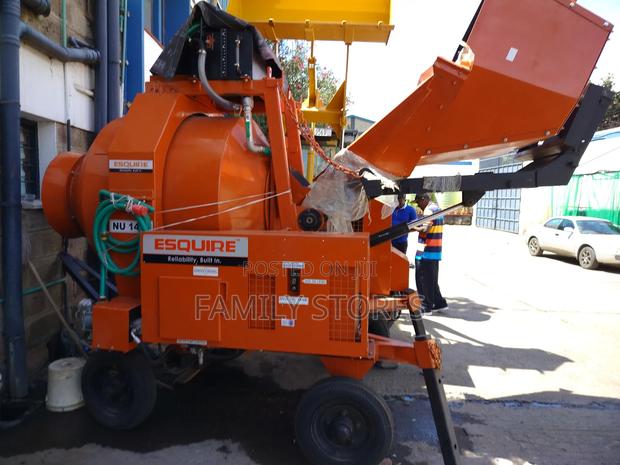 Esquire 700l Diesel Selfloading Concrete Mixer Machine - thumbnail 4