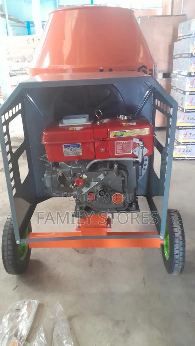 Concrete Mixer With 8hp Water Cooled Diesel Engine - thumbnail 2