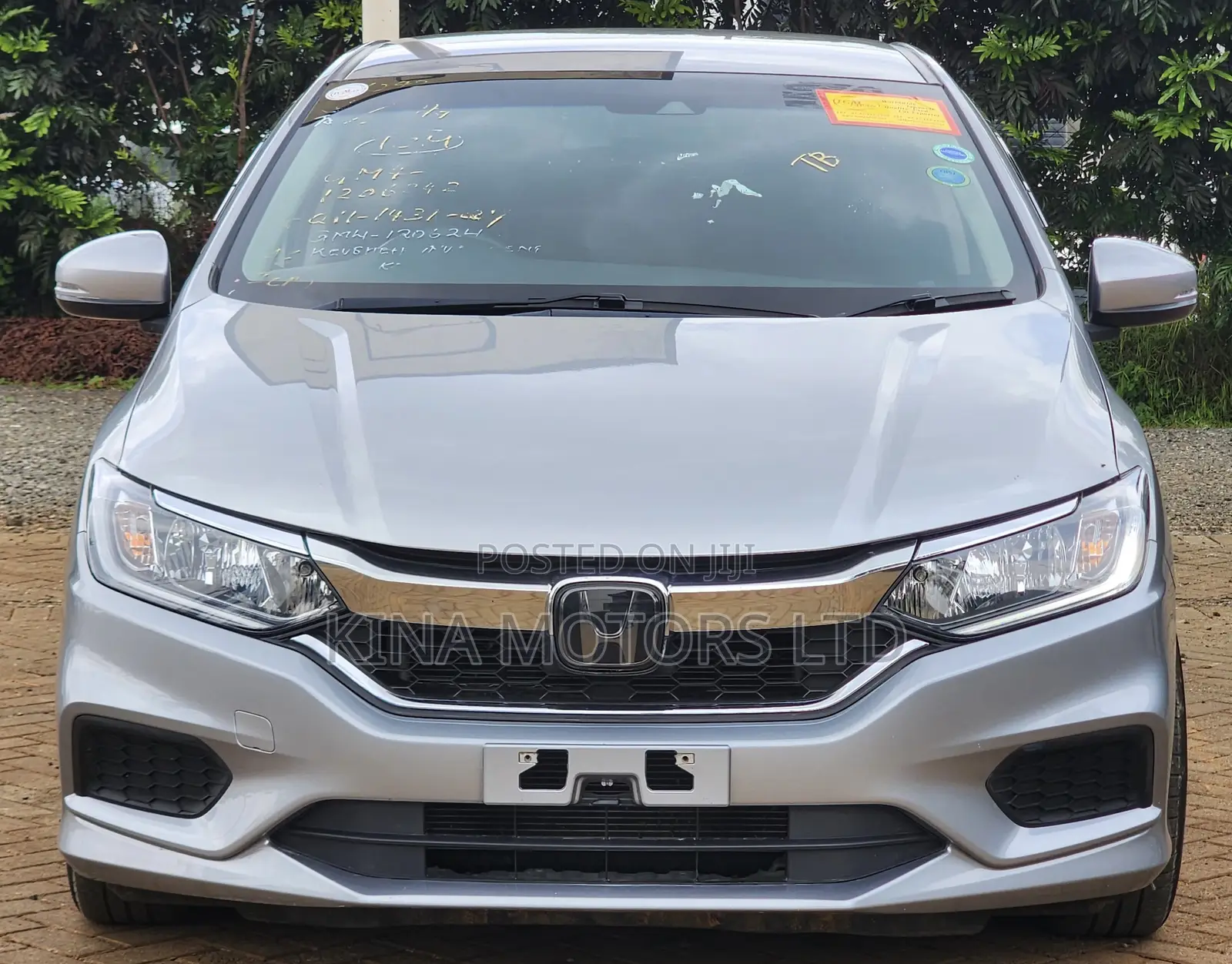 Honda Grace 2018 Silver