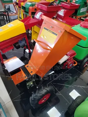 Aico Japan Petrol Powered Wood-Chipper Machine.