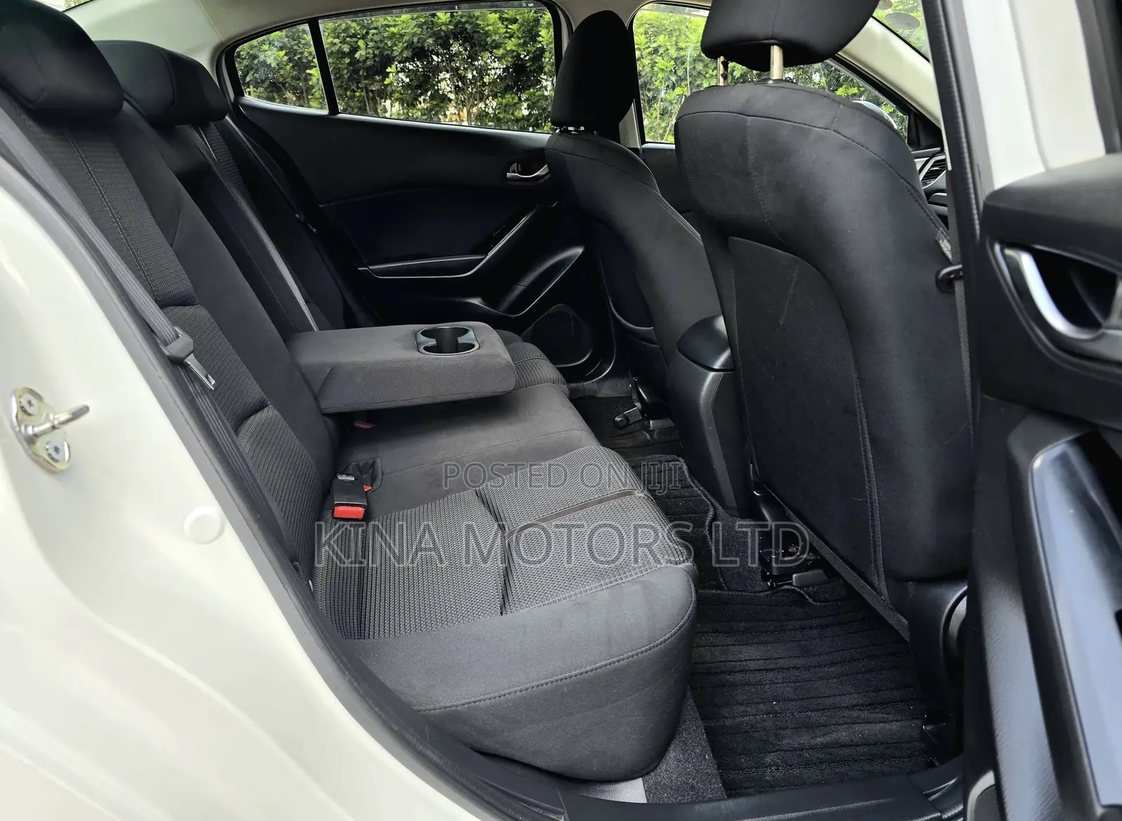 Mazda Axela 2019 Off white