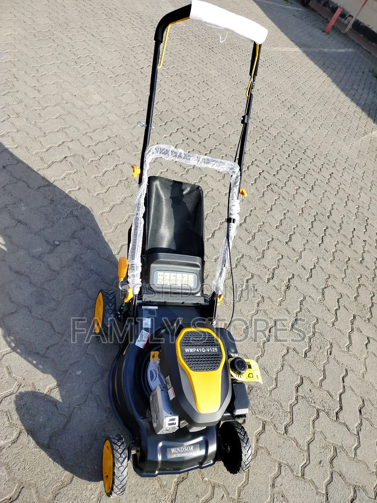 Gasoline Windsor Lawn Mower Machine