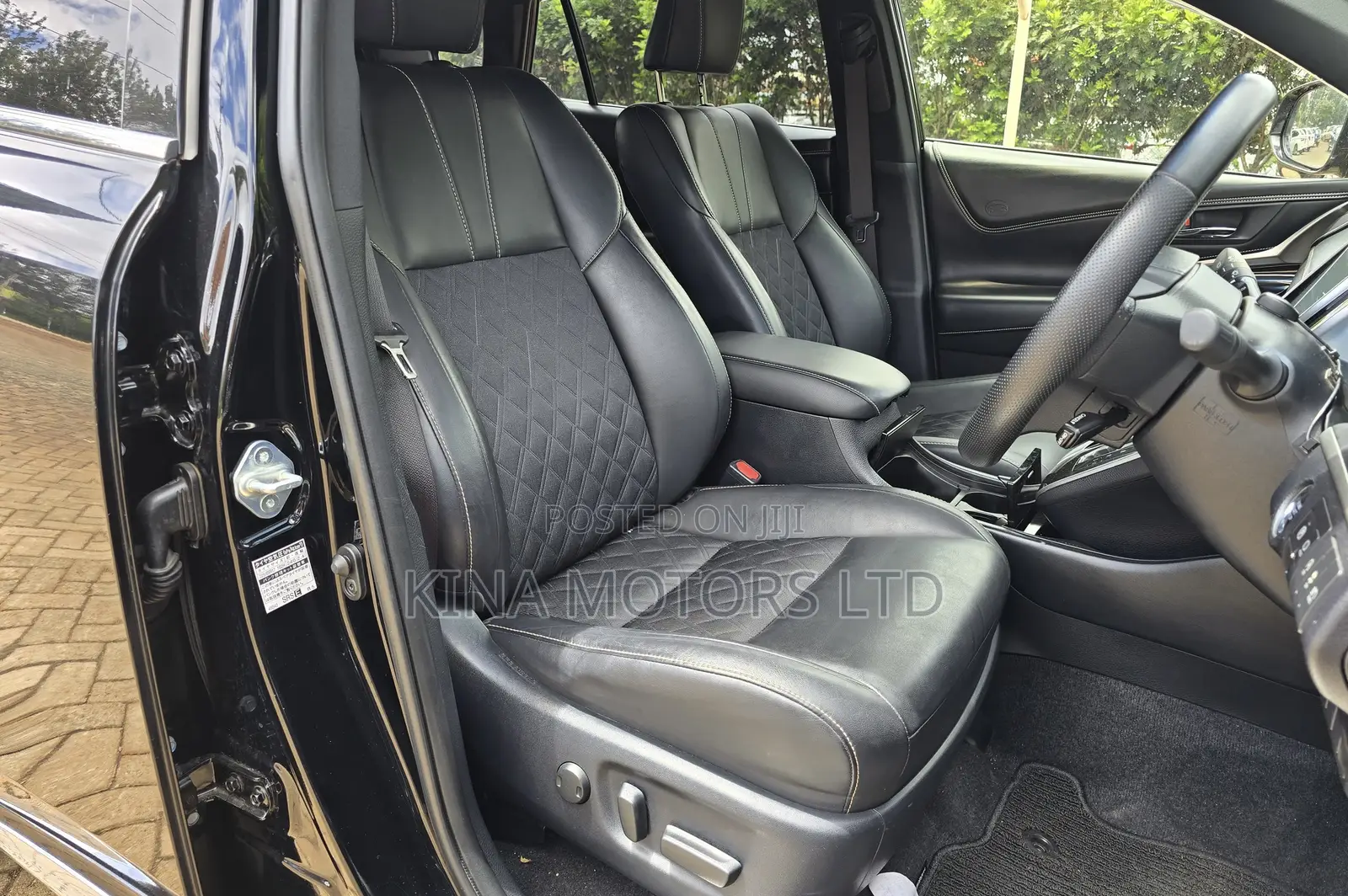 Toyota Harrier 2018 Matt Black