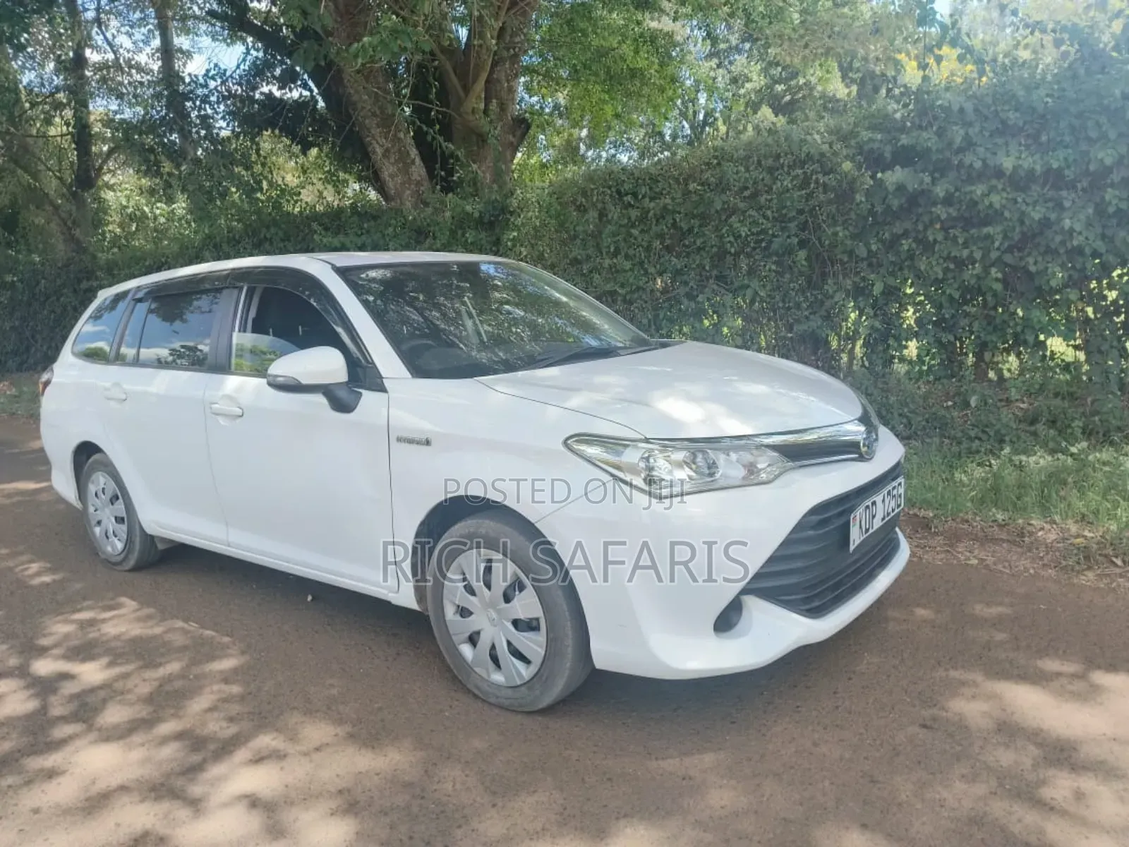 Toyota Filder Hybrid for Hire