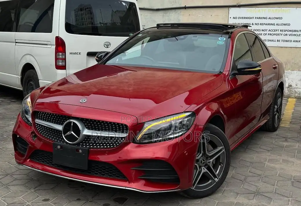 Mercedes-Benz C200 2018 Burgundy