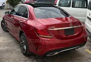 Mercedes-Benz C200 2018 Burgundy